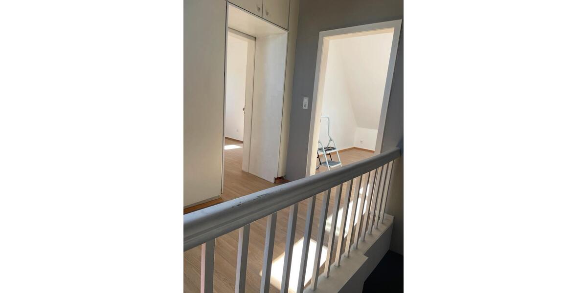 Dachgeschoßwohnung Bad Salzuflen - 2 Zimmer, 55 m&sup2;, 480&euro; | Angebot:25397404