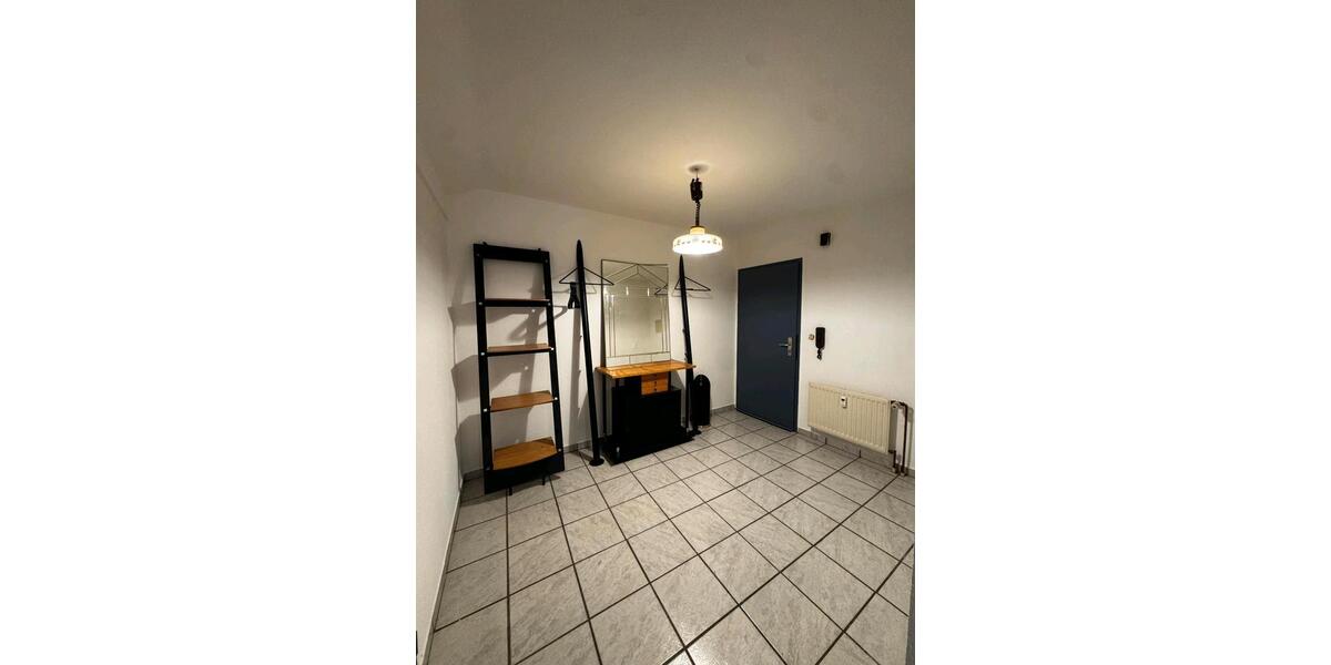 Dachgeschoßwohnung Erbach - 2 Zimmer, 53 m&sup2;, 700&euro; | Angebot:25306054