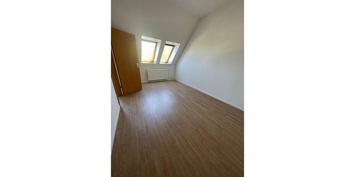 Dachgeschoßwohnung Gotha - 2 Zimmer, 51 m&sup2;, 380&euro; | Angebot:26444048