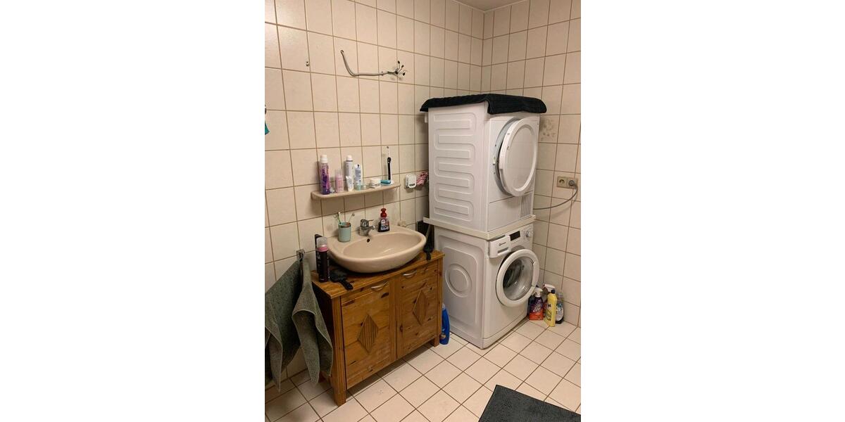Dachgeschoßwohnung Neuffen - 4 Zimmer, 114 m&sup2;, 1.200&euro; | Angebot:26150486