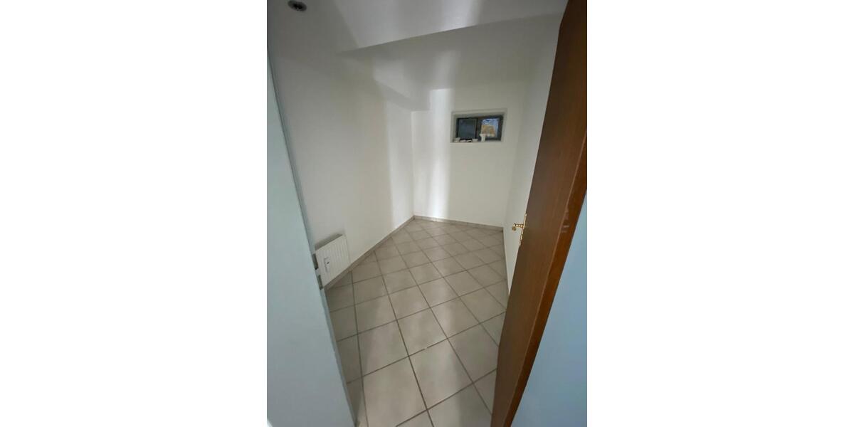 Erdgeschoßwohnung Gummersbach Hepel - 3 Zimmer, 79 m&sup2;, 1.080&euro; | Angebot:25949037