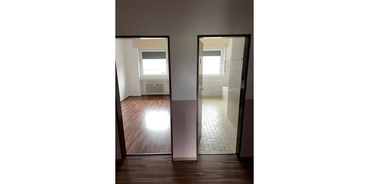 Etagenwohnung Moers Repelen - 3 Zimmer, 89 m&sup2;, 690&euro; | Angebot:26740568