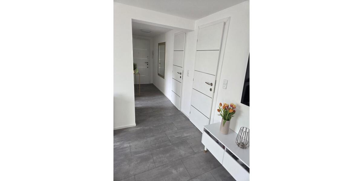 Dachgeschoßwohnung Offenburg - 3 Zimmer, 75 m&sup2;, 900&euro; | Angebot:25292947