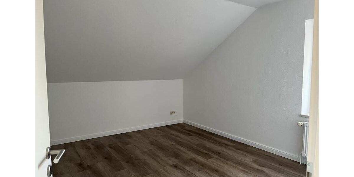 Etagenwohnung Pinnow - 2.5 Zimmer, 80 m&sup2;, 800&euro; | Angebot:26278629
