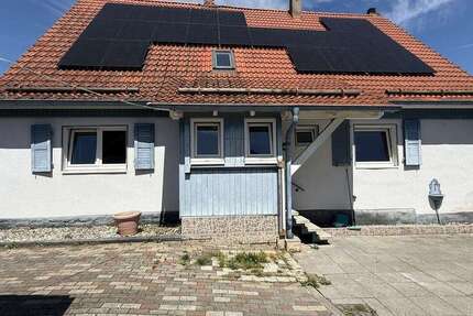 Haus Burkardroth - 4 Zimmer, 100 m&sup2;, 800&euro; | Angebot:26759957