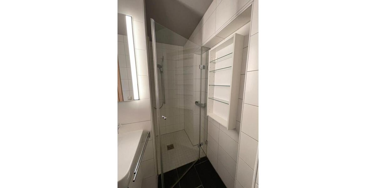 Etagenwohnung Waging am See Fisching - 2 Zimmer, 73 m&sup2;, 900&euro; | Angebot:26291912