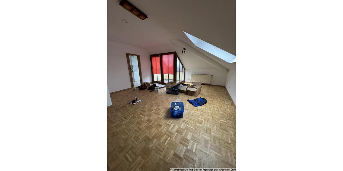 Dachgeschoßwohnung Plattling - 2 Zimmer, 45 m&sup2;, 449&euro; | Angebot:23736013
