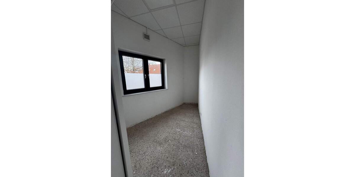 Gewerbeobjekt Butjadingen Burhave - 2 Zimmer, 600&euro; | Angebot:25777546