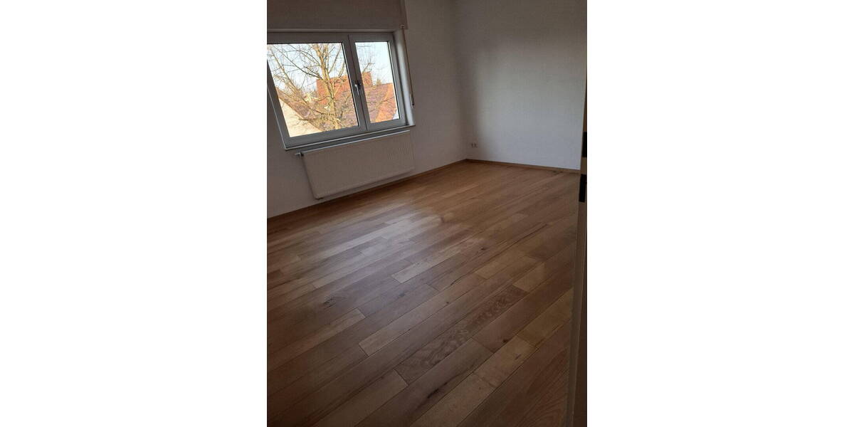 Etagenwohnung Langenselbold - 3 Zimmer, 65 m&sup2;, 670&euro; | Angebot:26092838