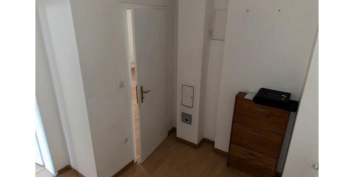 Erdgeschoßwohnung Naila - 2 Zimmer, 65 m&sup2;, 480&euro; | Angebot:26051473