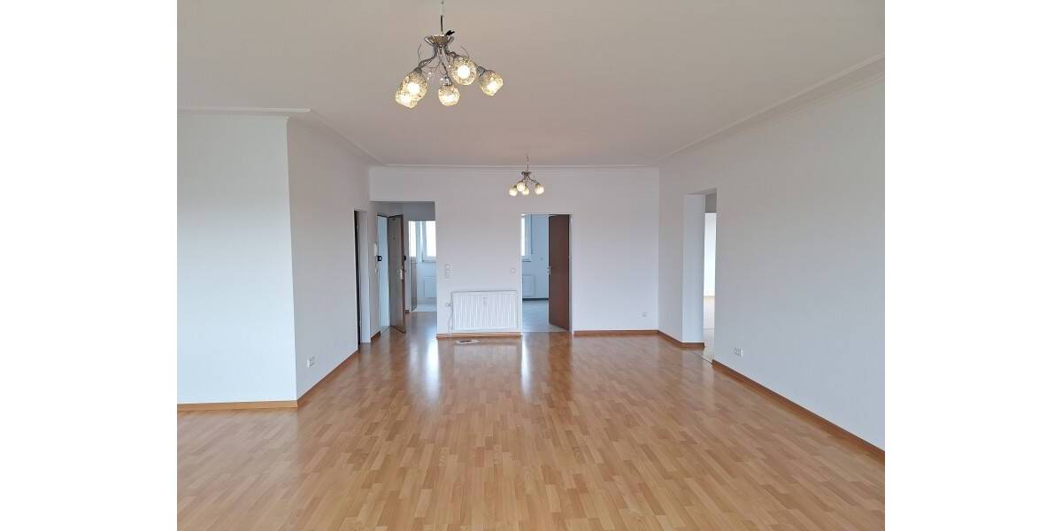 Viel Platz zum Leben - 4-Zimmer-Traum mit Sonnenbalkon 4 zimmer