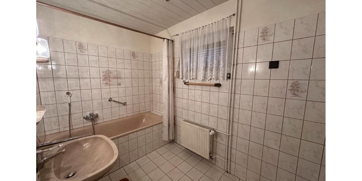Etagenwohnung Osterode am Harz - 4 Zimmer, 107 m&sup2;, 900&euro; | Angebot:26547789