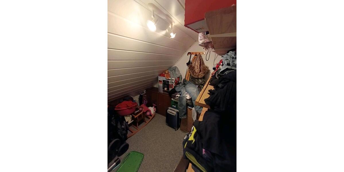 Etagenwohnung Hille - 3.5 Zimmer, 110 m&sup2;, 700&euro; | Angebot:26626001