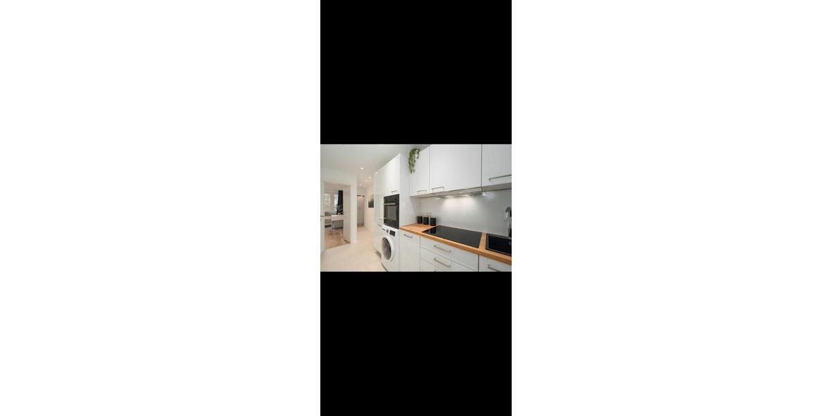 Wohnen auf Zeit Düsseldorf Düsseltal - 1 Zimmer, 11 m&sup2;, 670&euro; | Angebot:26621090
