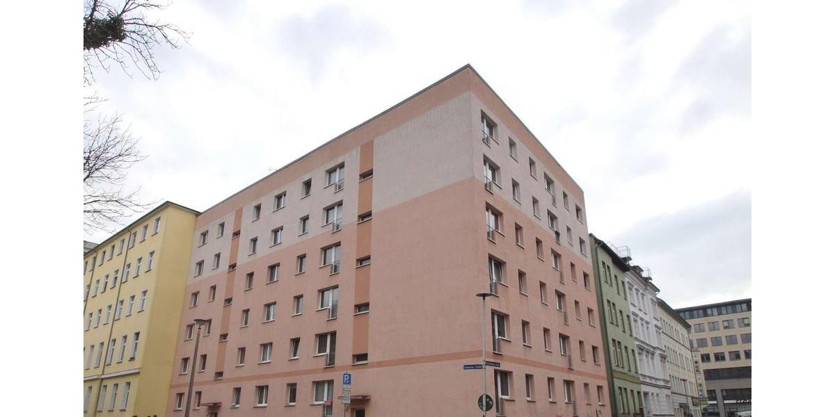 4-Zimmer-Wohnung, Bad mit Dusche, frisch saniert 4 zimmer