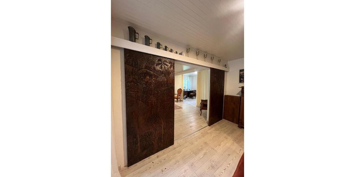 Erdgeschoßwohnung Rendsburg - 5 Zimmer, 140 m&sup2;, 1.370&euro; | Angebot:25749932