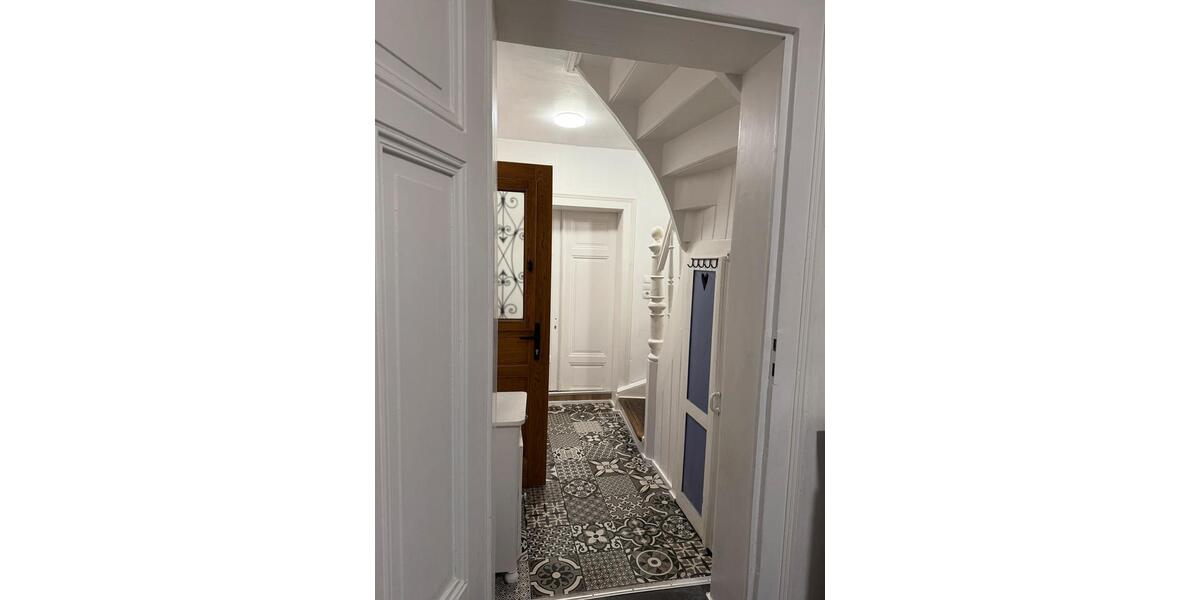 Einfamilienhaus Sinn - 5 Zimmer, 160 m&sup2;, 1.200&euro; | Angebot:23415451