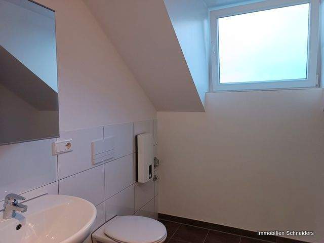 Etagenwohnung Mönchengladbach Hardterbroich - 1 Zimmer, 38 m&sup2;, 370&euro; | Angebot:26092598