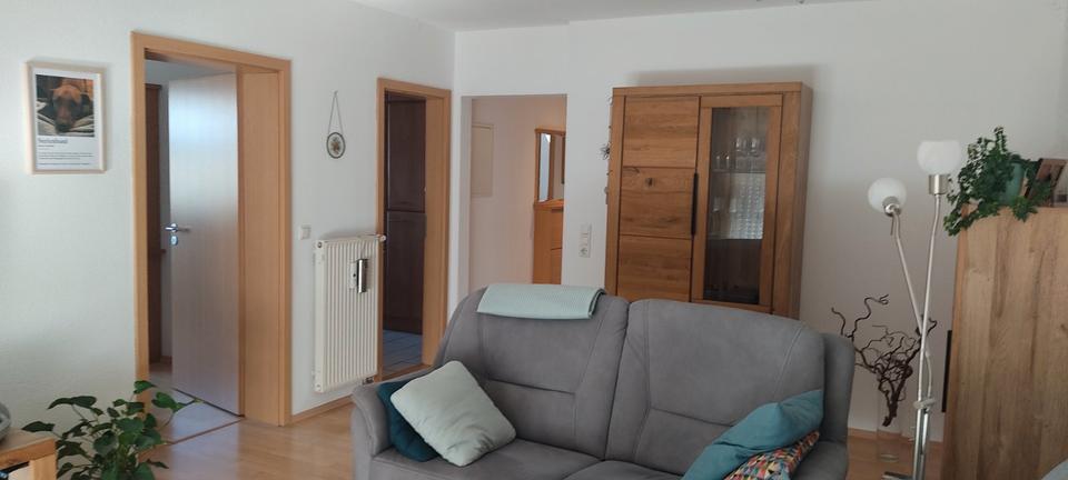 Maisonettenwohnung Niederwerrn - 5 Zimmer, 105 m&sup2;, 830&euro; | Angebot:26609484