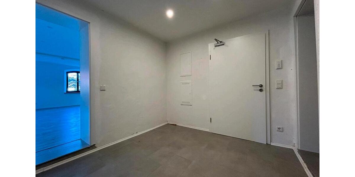 Erdgeschoßwohnung Weißenburg in Bayern - 2 Zimmer, 80 m&sup2;, 700&euro; | Angebot:25844273