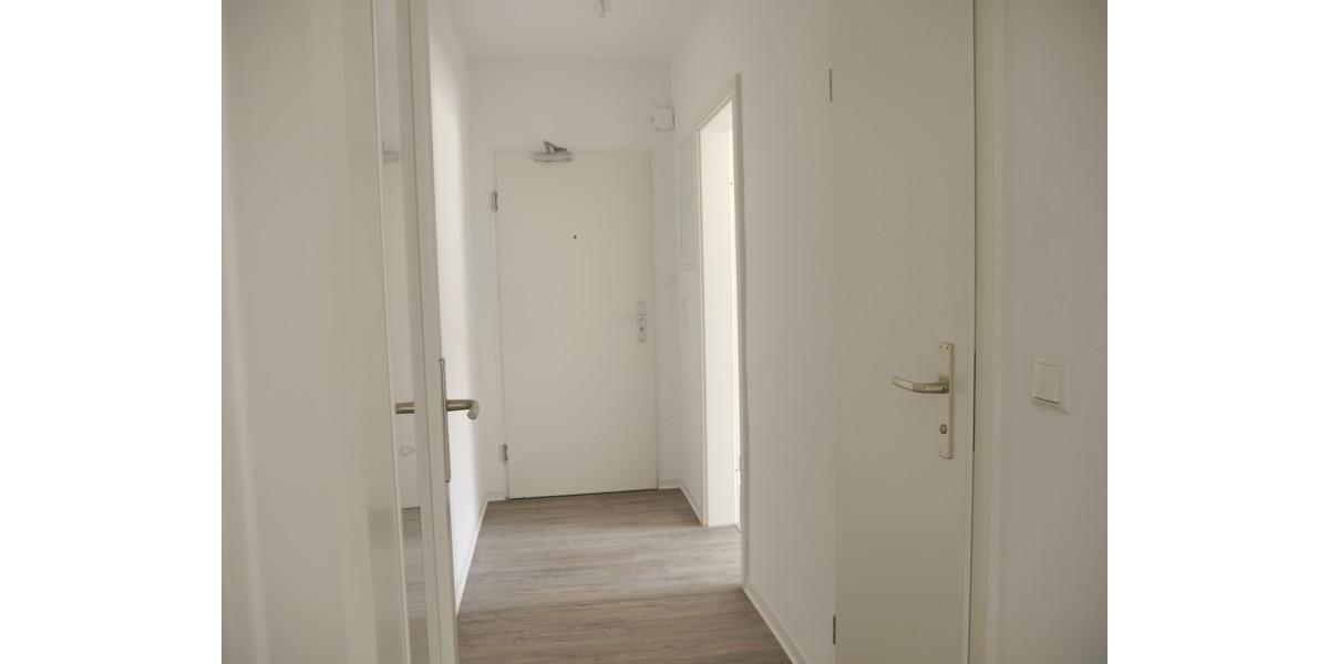 Etagenwohnung Hanau Großauheim - 3 Zimmer, 61 m&sup2;, 679&euro; | Angebot:26030011