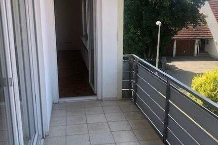 ***Helle 3 Zi.-Whg. mit Balkon!*** 3 zimmer