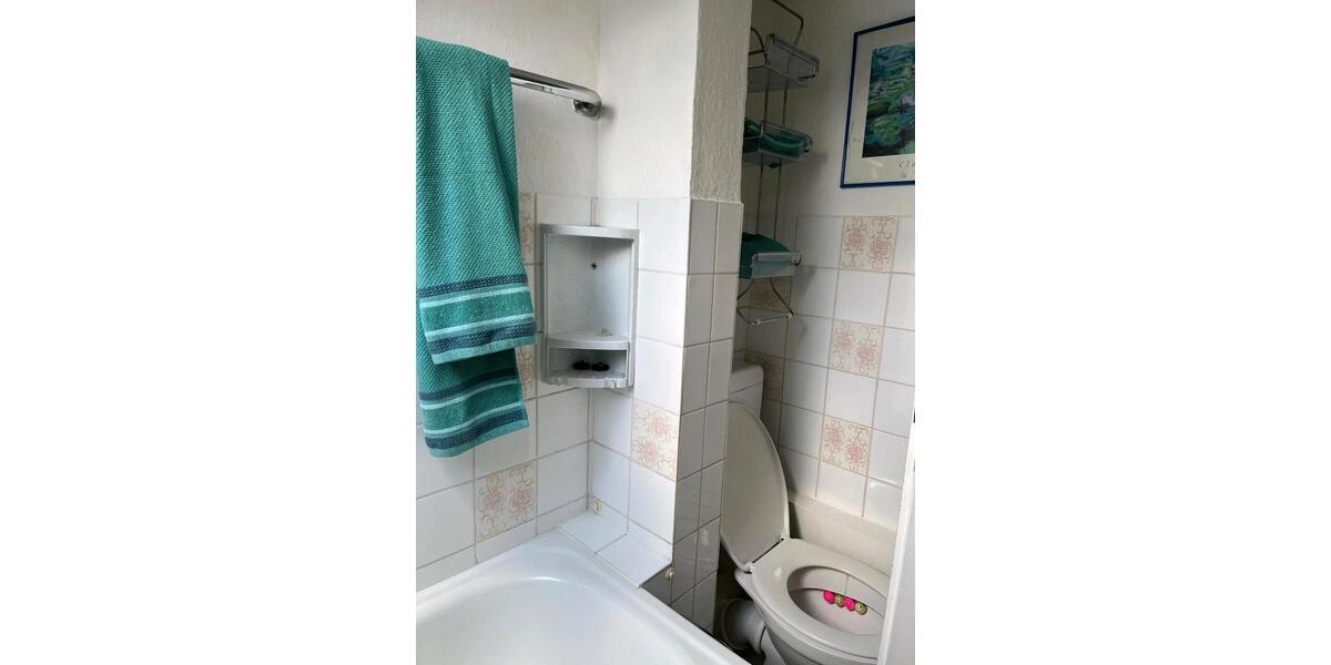 Dachgeschoßwohnung Horn-Bad Meinberg Bad Meinberg - 1 Zimmer, 25 m&sup2;, 430&euro; | Angebot:25397371