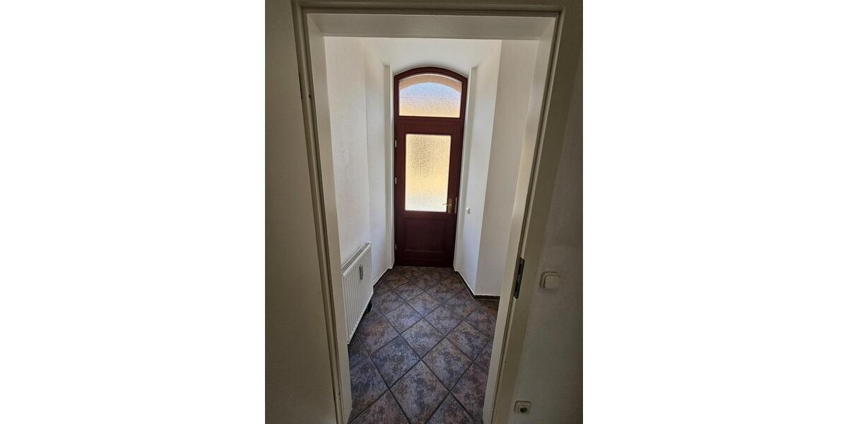 Erdgeschoßwohnung Crimmitschau - 4 Zimmer, 135 m&sup2;, 919&euro; | Angebot:24426878