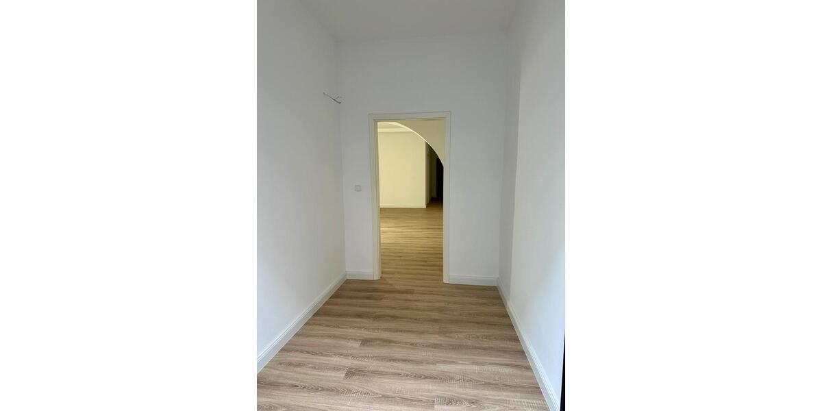 Wohnen auf Zeit Magdeburg Leipziger Straße - 4 Zimmer, 110 m&sup2;, 550&euro; | Angebot:25842240