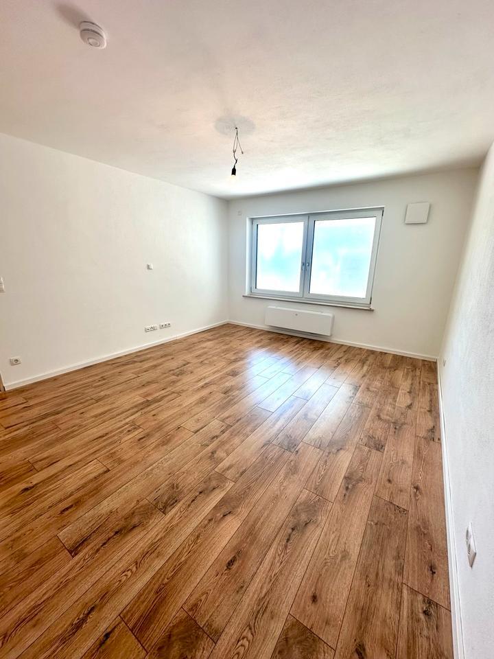 ERSTBEZUG - 4-Zimmer Wohnung mit Einbauküche in Deggendorf