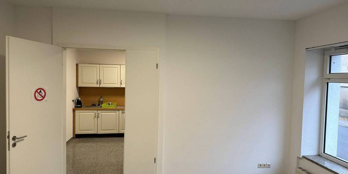 Gewerbeobjekt Böhlen - 2 Zimmer, 56 m&sup2;, 750&euro; | Angebot:20963676