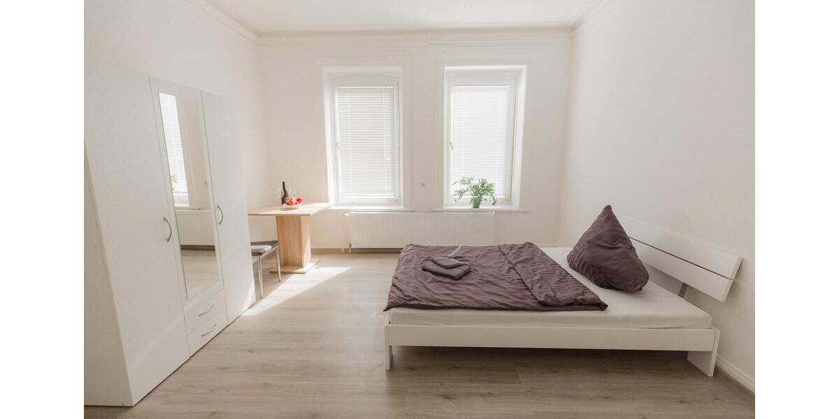 Wohnen auf Zeit Itzehoe - 8 Zimmer, 28 m&sup2;, 25&euro; | Angebot:23618683