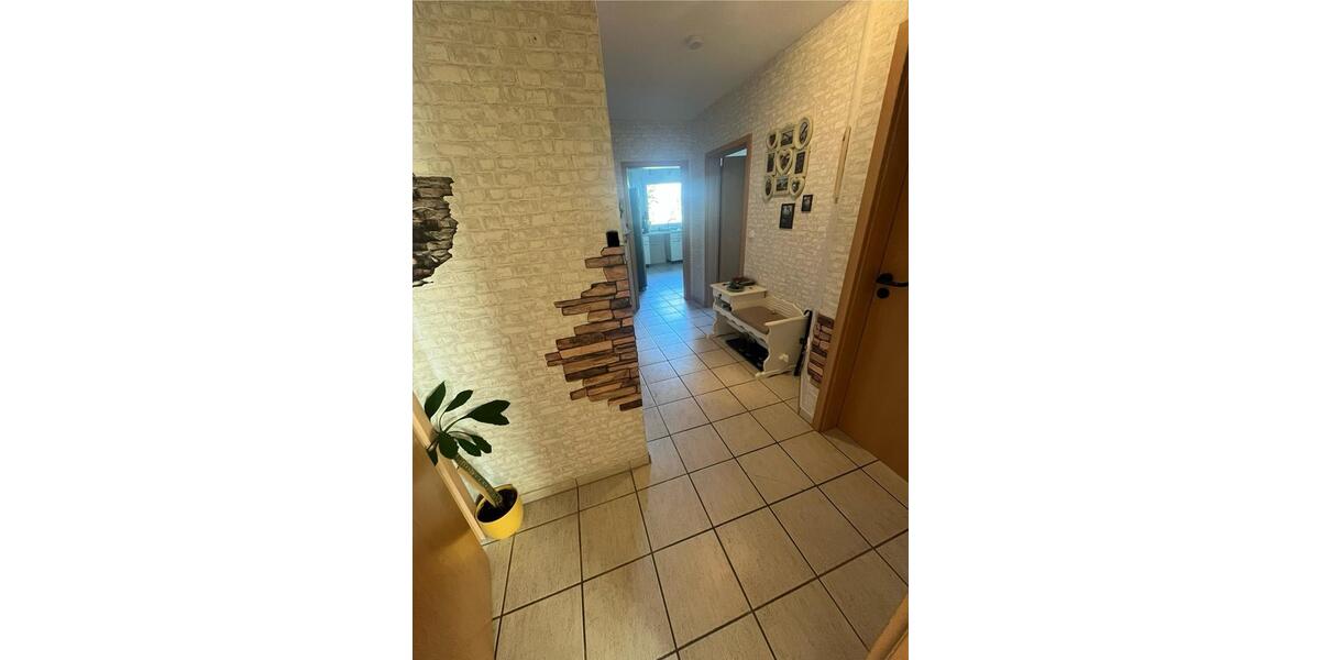 Etagenwohnung Hille - 4 Zimmer, 100 m&sup2;, 400&euro; | Angebot:26413536