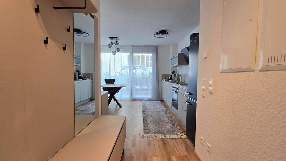 Wohnen auf Zeit Metzingen - 2 Zimmer, 53 m&sup2;, 1.250&euro; | Angebot:23935718