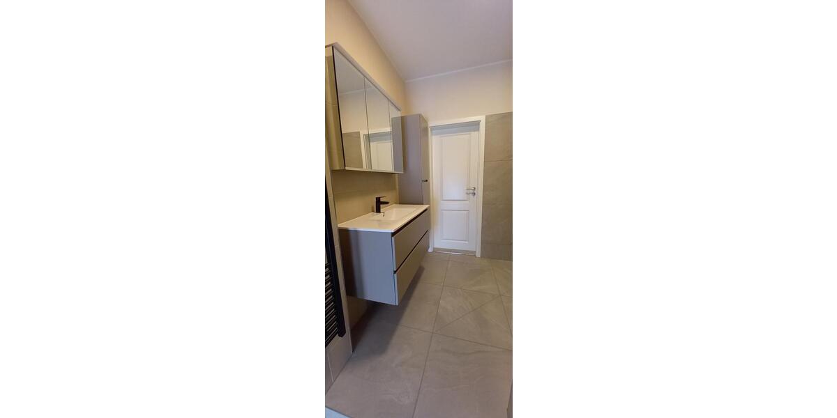 Etagenwohnung Heidenau - 3 Zimmer, 87 m&sup2;, 800&euro; | Angebot:26564181