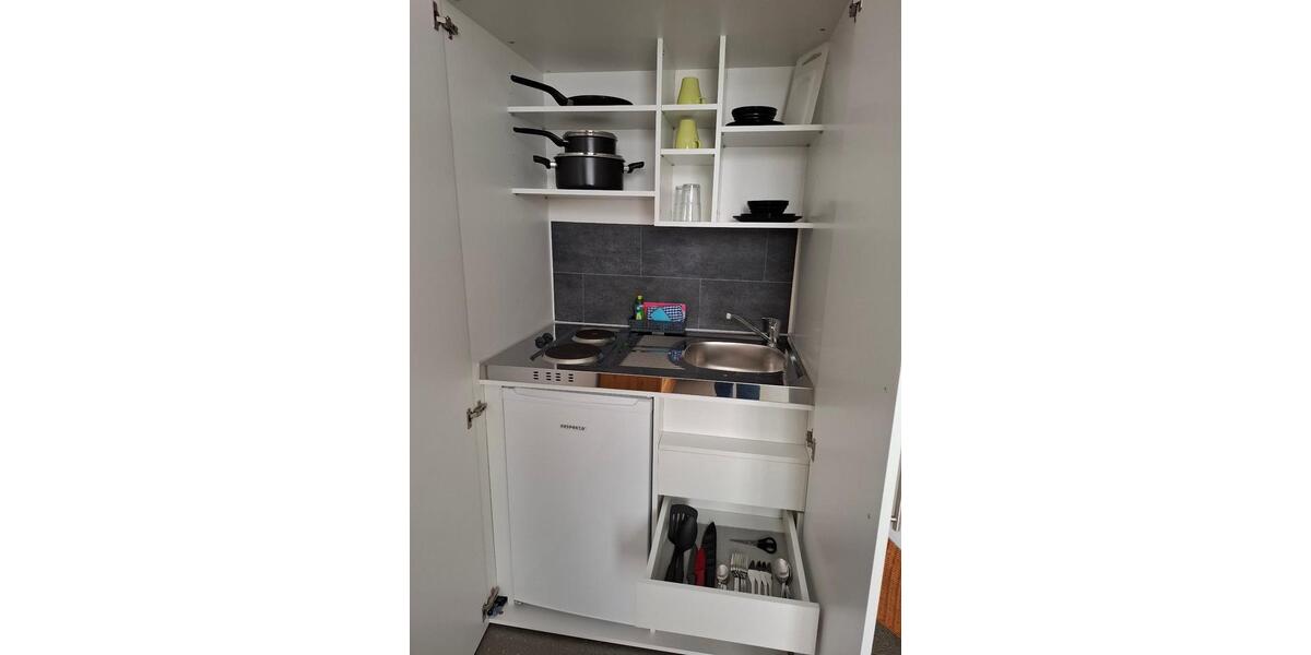 Etagenwohnung Halle - 1 Zimmer, 19 m&sup2;, 580&euro; | Angebot:25882228