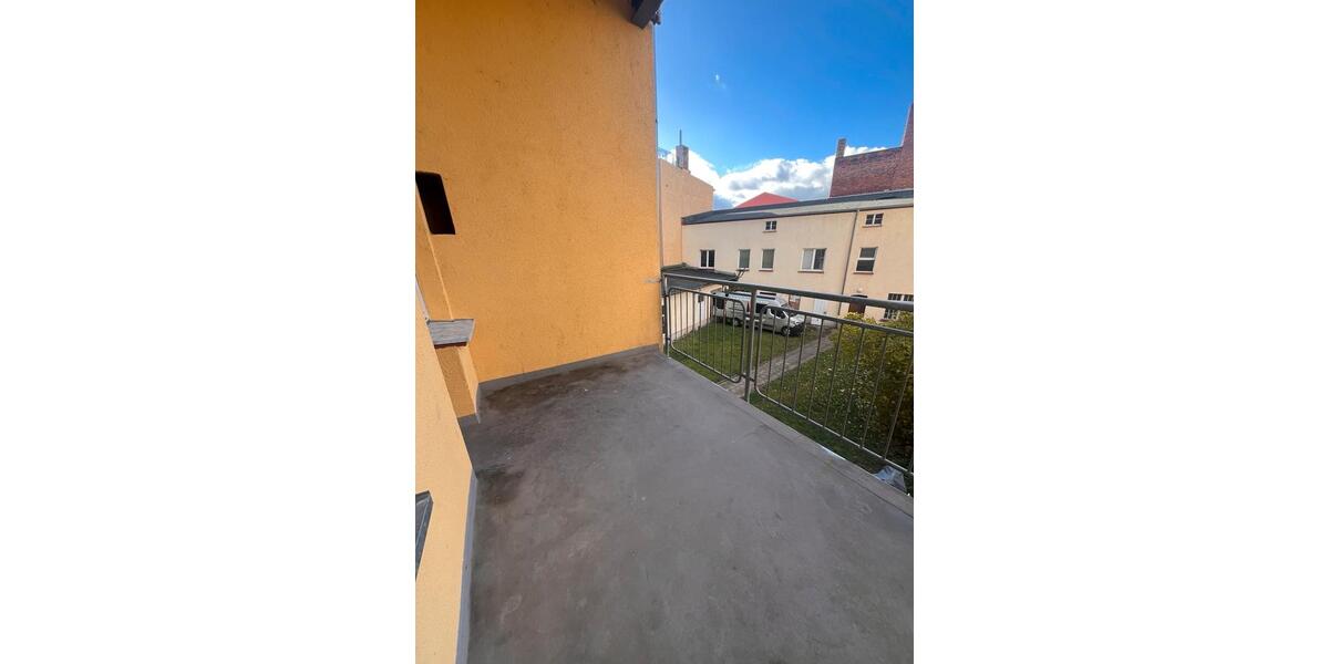 Charmante 4-Raum-Wohnung mit Balkon in Weißenfels 4 zimmer