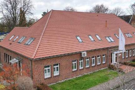 Gewerbeobjekt Stade Barge - 1 Zimmer, 341 m&sup2;, 2.920&euro; | Angebot:23842096