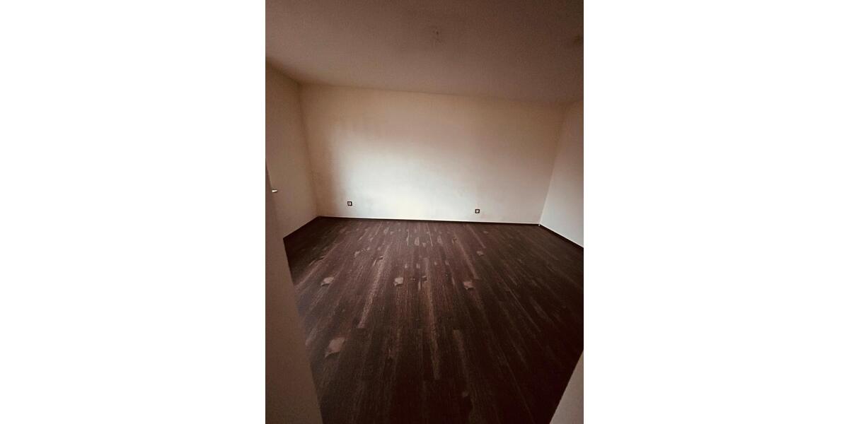 Etagenwohnung Lohr am Main - 2 Zimmer, 82 m&sup2;, 600&euro; | Angebot:25637804