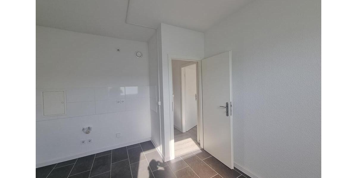 Etagenwohnung Magdeburg Alt Olvenstedt - 3 Zimmer, 68 m&sup2;, 353&euro; | Angebot:26636554