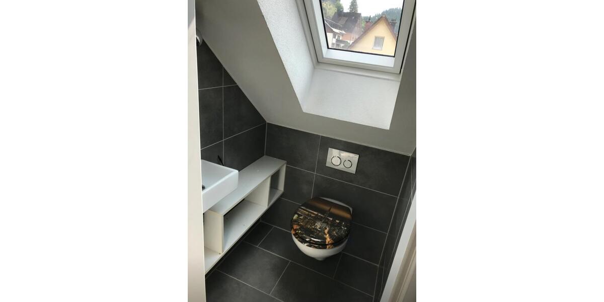 Dachgeschoßwohnung Triberg im Schwarzwald - 2 Zimmer, 55 m&sup2;, 450&euro; | Angebot:24680802