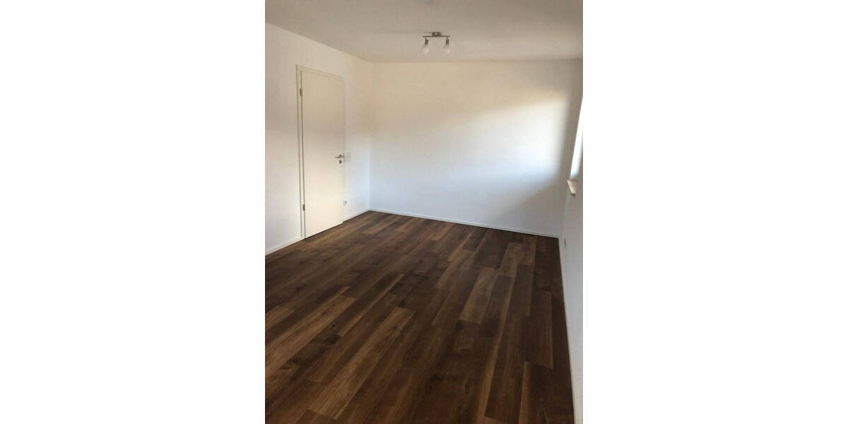Etagenwohnung Kipfenberg - 3 Zimmer, 80 m&sup2;, 880&euro; | Angebot:26824061