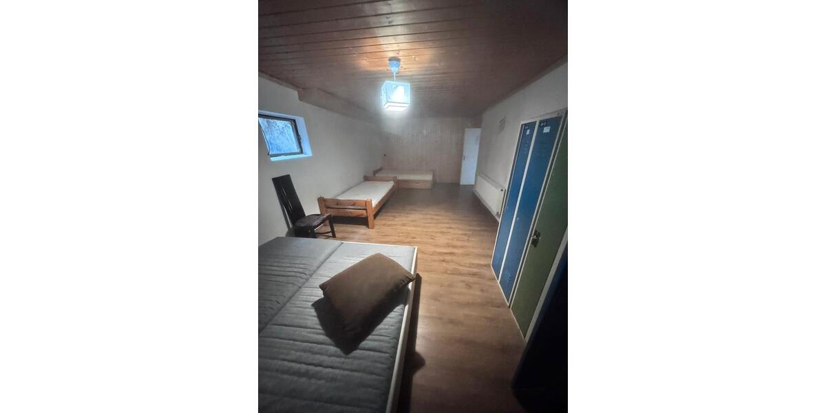 Einfamilienhaus Essenbach - 5 Zimmer, 250 m&sup2;, 2.100&euro; | Angebot:26340530