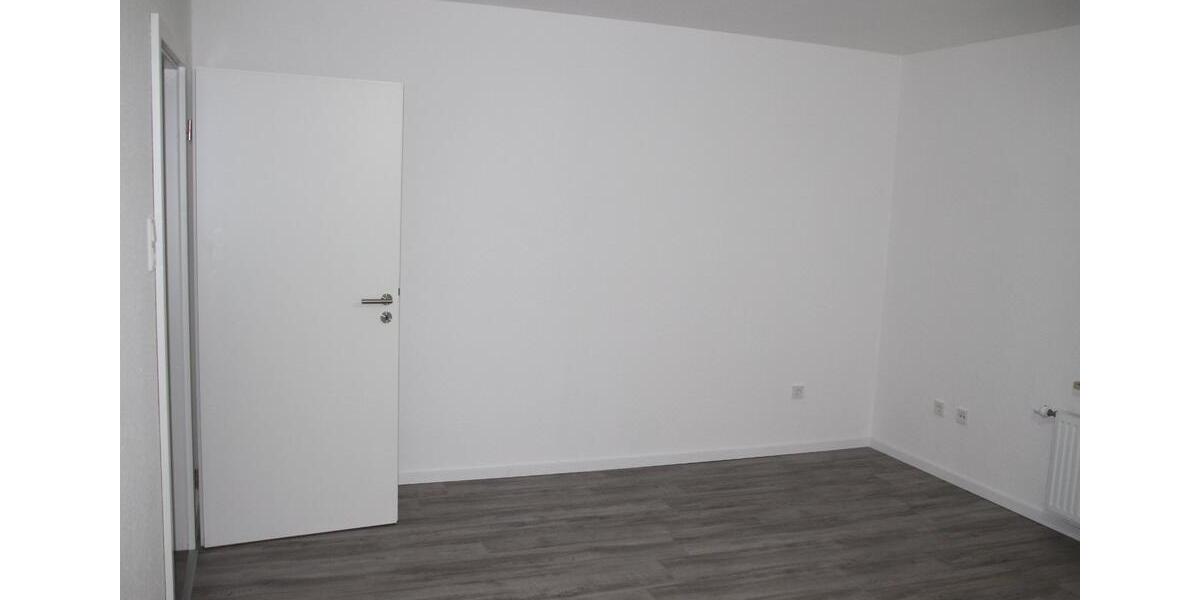 Einfamilienhaus Schortens - 7 Zimmer, 250 m&sup2;, 1.500&euro; | Angebot:25834127