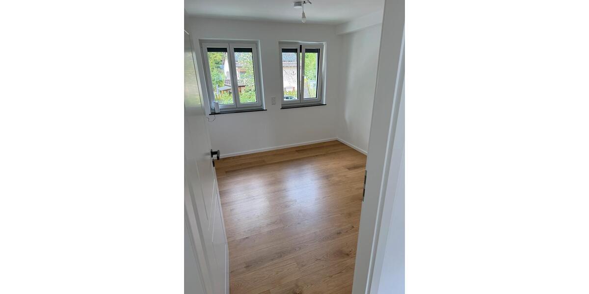 Etagenwohnung Dachau - 4 Zimmer, 92 m&sup2;, 2.600&euro; | Angebot:26549915