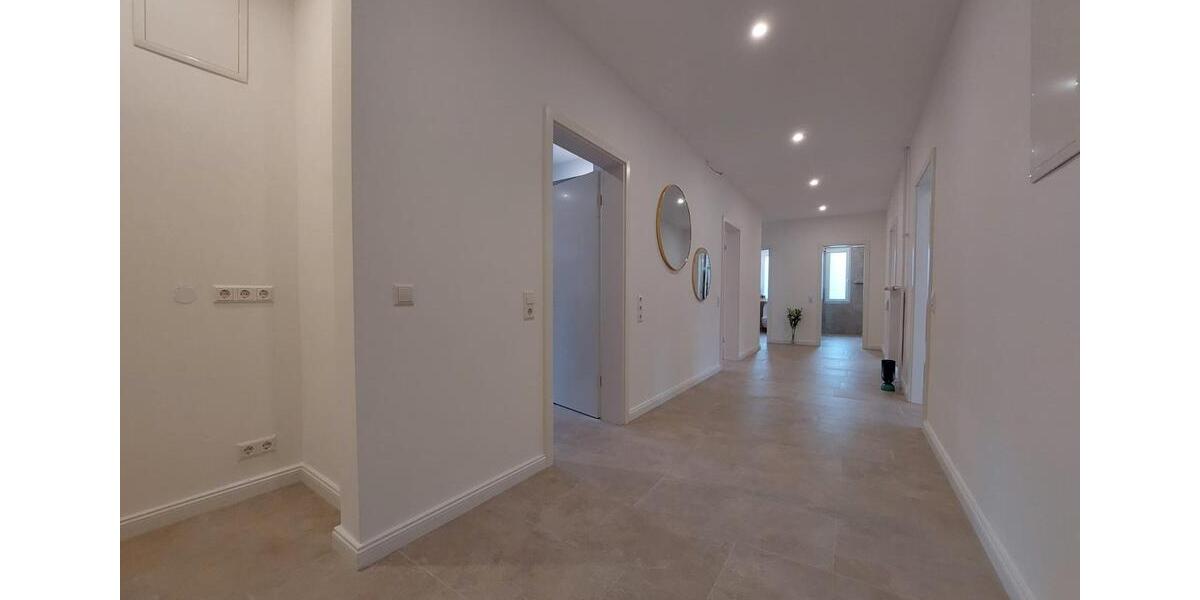 Etagenwohnung Tuttlingen - 4 Zimmer, 138 m&sup2;, 1.500&euro; | Angebot:26502002