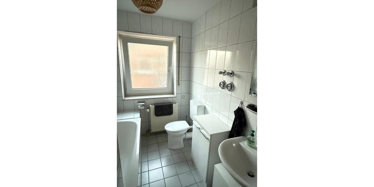 Dachgeschoßwohnung Bielefeld Jöllenbeck - 2 Zimmer, 47 m&sup2;, 418&euro; | Angebot:26262962