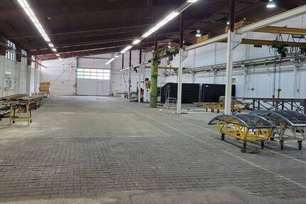Produktions-Lagerhalle im Industriegebiet zimmer