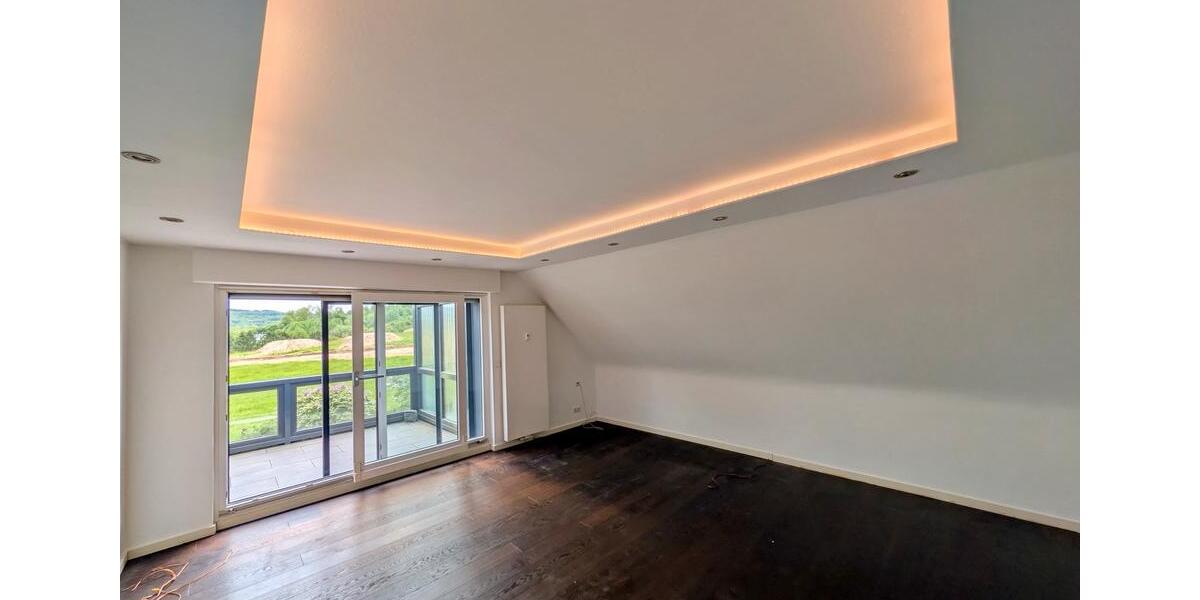 Dachgeschoßwohnung Eitorf - 3 Zimmer, 95 m&sup2;, 1.450&euro; | Angebot:26564638