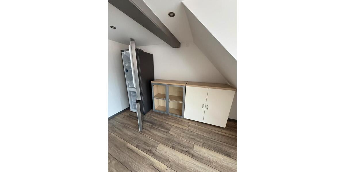 Dachgeschoßwohnung Rudolstadt - 2.5 Zimmer, 70 m&sup2;, 800&euro; | Angebot:25611955